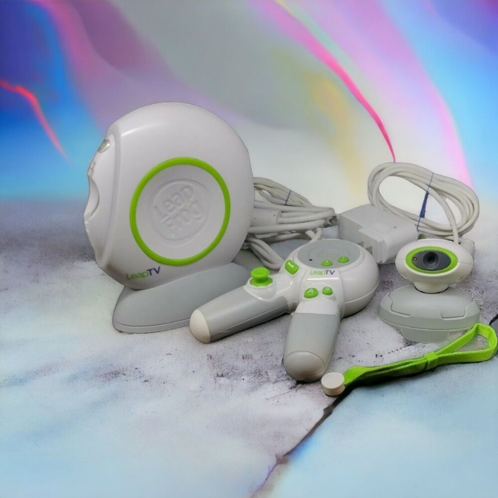 LeapFrog Bundle 31511 - LeapTV Educational Active Video Gaming System (White)